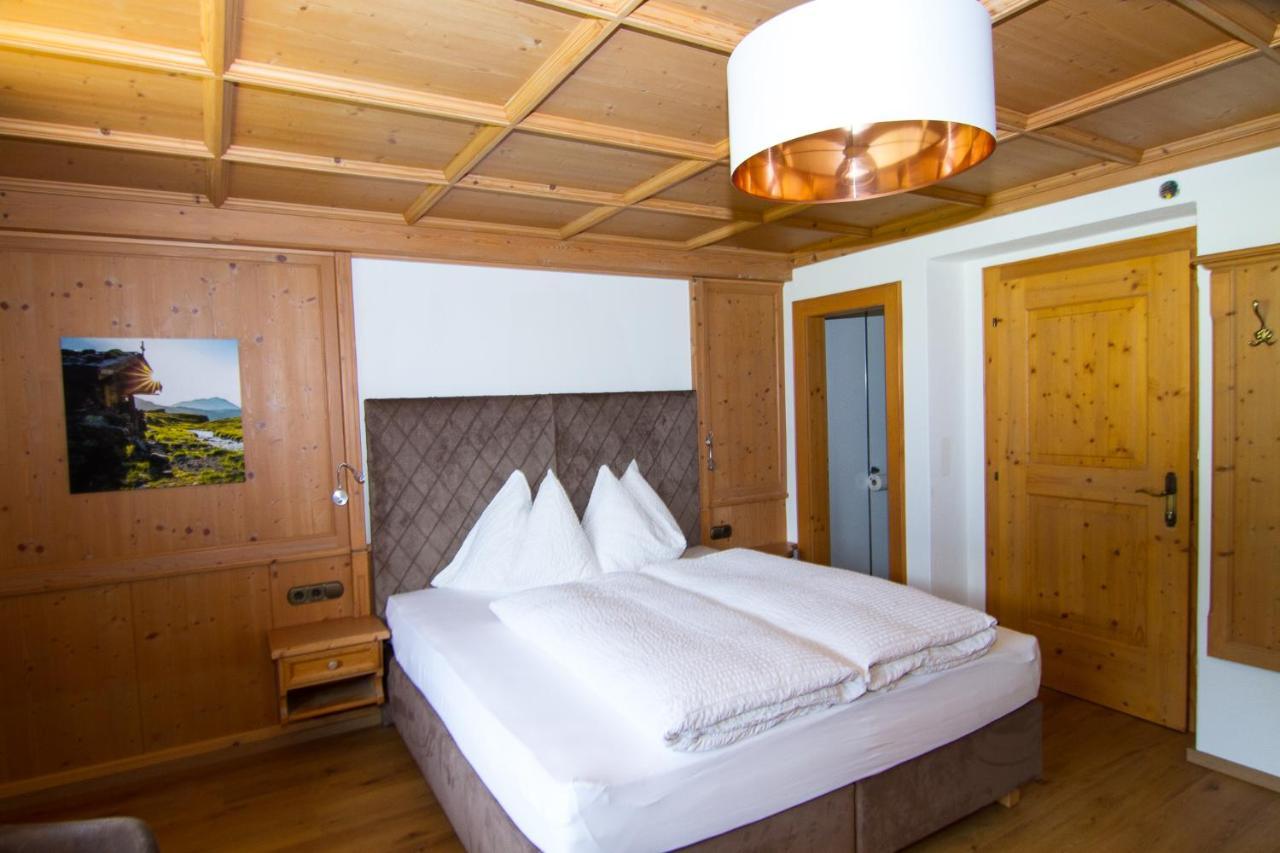 Haus Am Sonnenhang Финкенберг Екстериор снимка