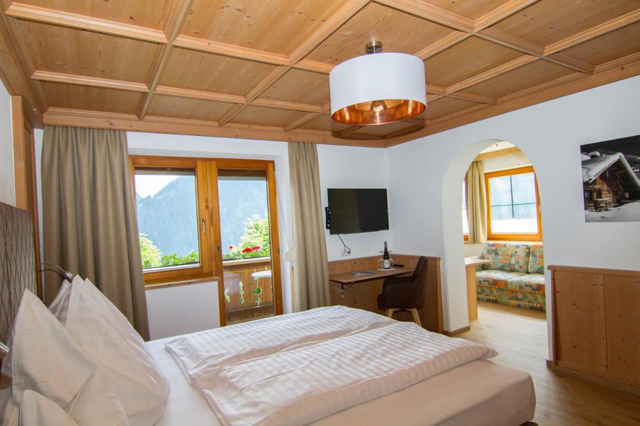 Haus Am Sonnenhang Финкенберг Екстериор снимка