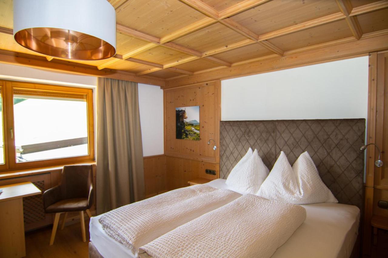 Haus Am Sonnenhang Финкенберг Екстериор снимка