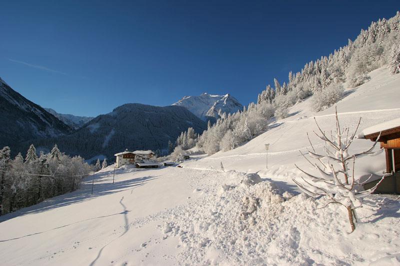 Haus Am Sonnenhang Финкенберг Екстериор снимка